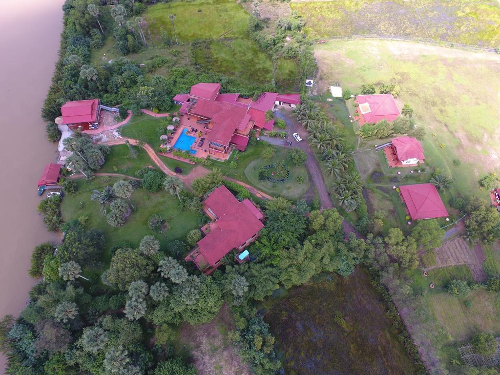 Villa Vedici Kampot Exterior foto